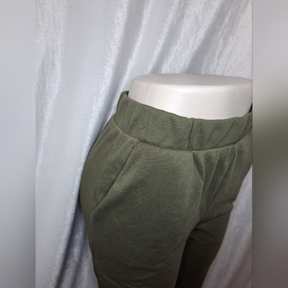 JOGGER SET - Picture 6 of 7